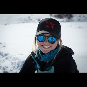 Meet your Posher, Mikaela